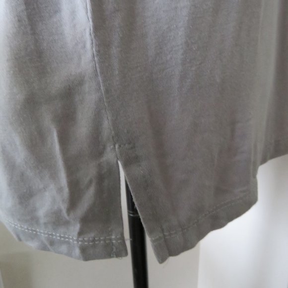 Light Grey Short Sleeve T-Shirt With Silver Animal Print Applique - Picture 6 of 9